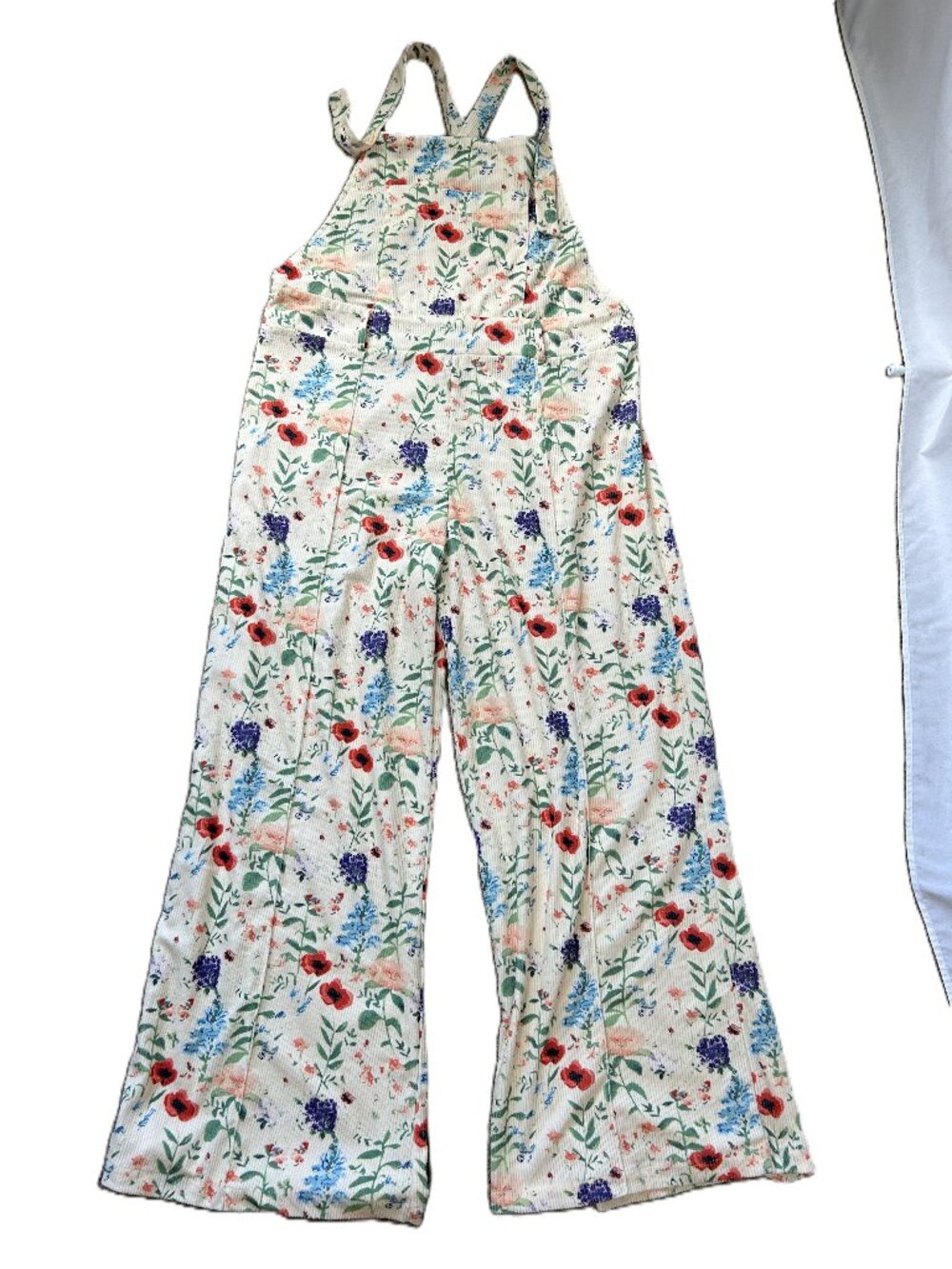 Source Unknown Cream Floral Wide-Leg Overall Jumpsuit with Red & Blue Flowers